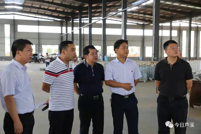 Liu zhanchun, deputy secretary of county committee of luxi county, pingxiang city, jiangxi province